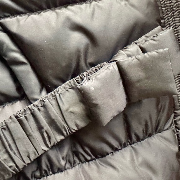 BURBERRY Girls 14Y Janie Black Puffer Coat with Fox Fur Trim Hood - Picture 7 of 9